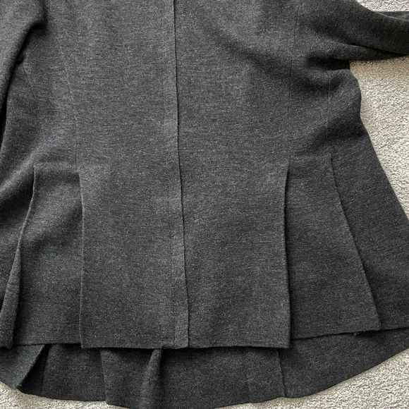 Stunning Eileen Fisher Wool Knit Sweater/Jacket - Picture 2 of 12
